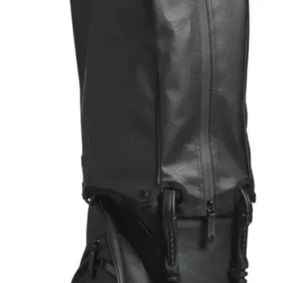 G/FORE Skulls and T’s Debossed Black Transporter Tour Carry Golf Bag - Picture 5 of 7